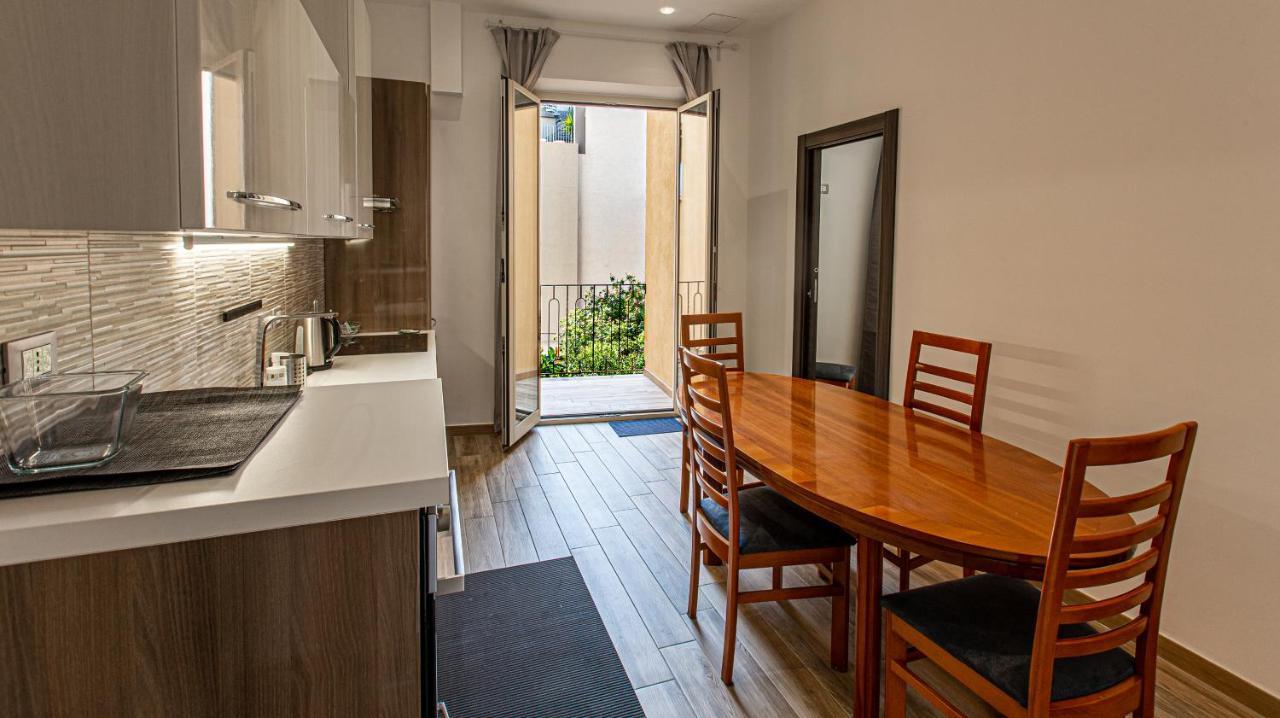 Taomau - Duomo Square Apartment Taormina Luaran gambar